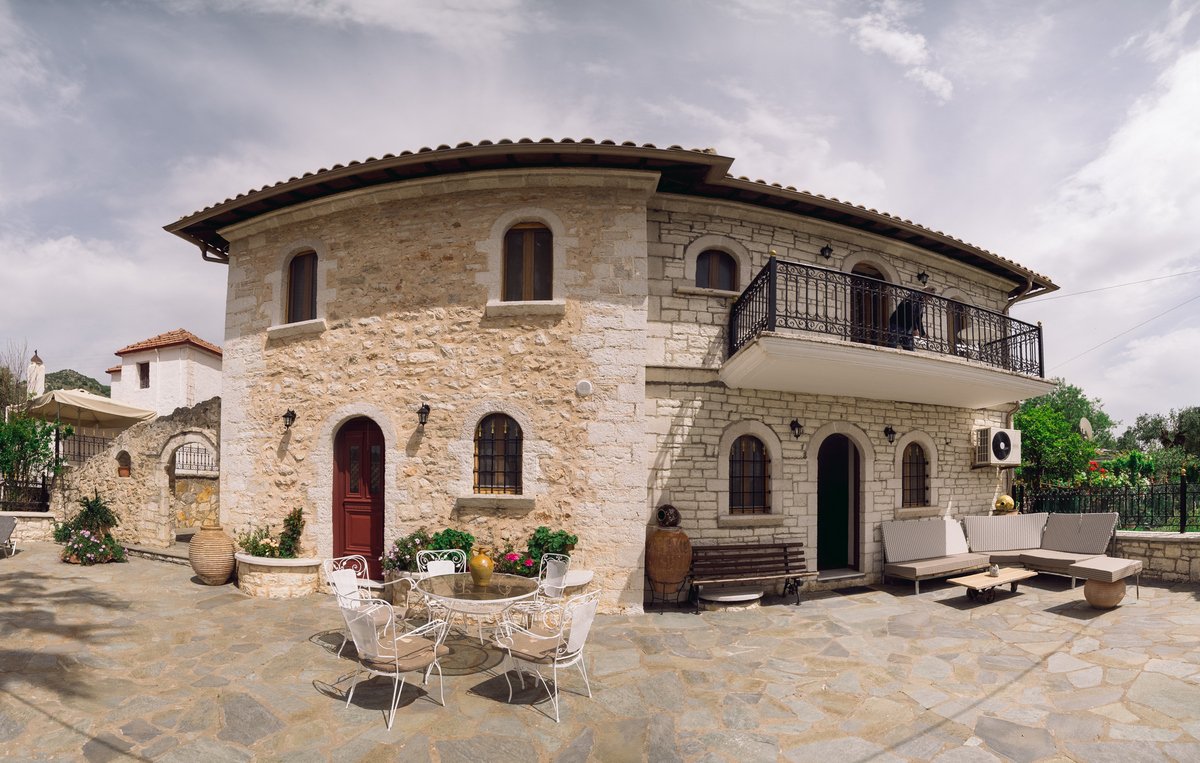 ATRIUM-SIVOTA-outside35