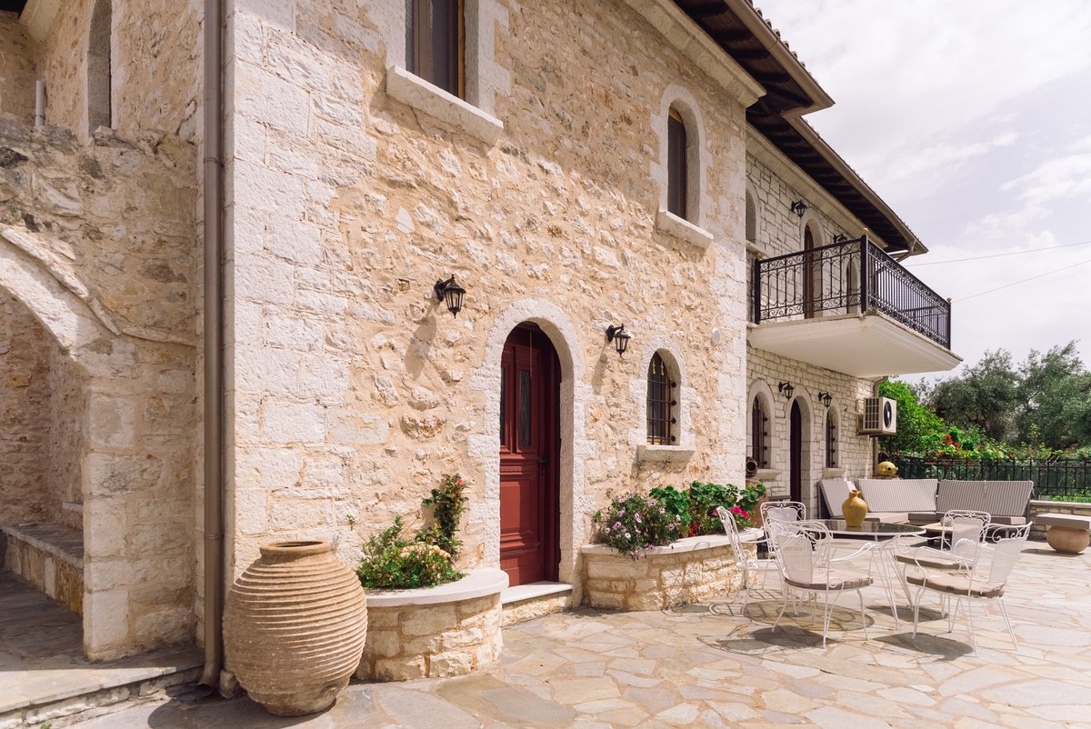 ATRIUM-SIVOTA-outside32